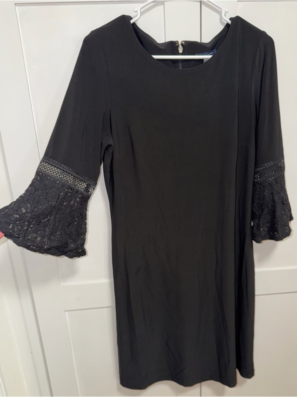 Tommy Hilfiger Black Lace Bell-Sleeve Long Sleeve Dress. Size-10